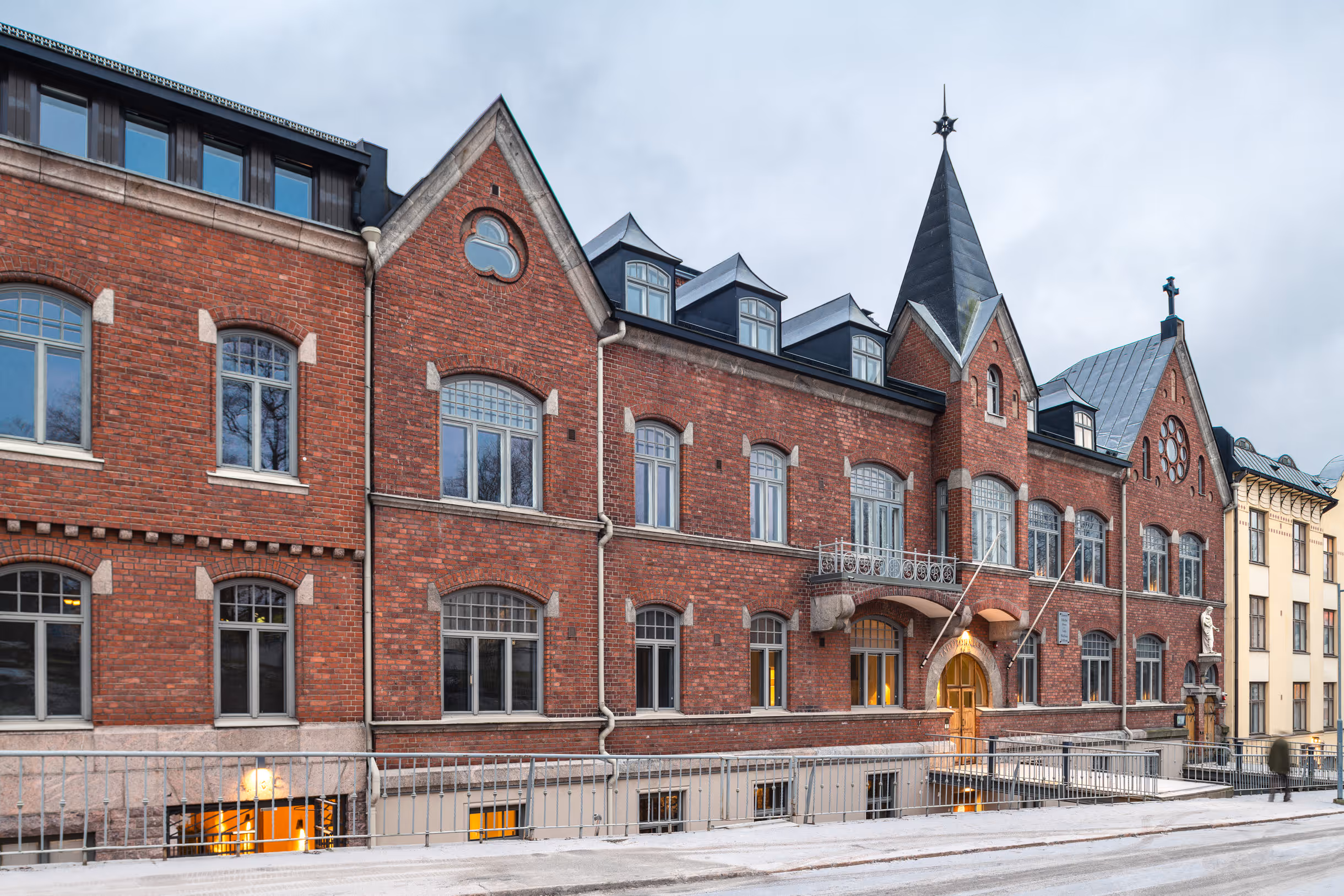 Tähtitorninkatu 16